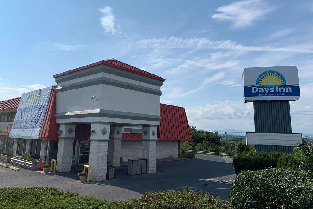 Days Inn By Wyndham Harrisonburg Exteriér fotografie