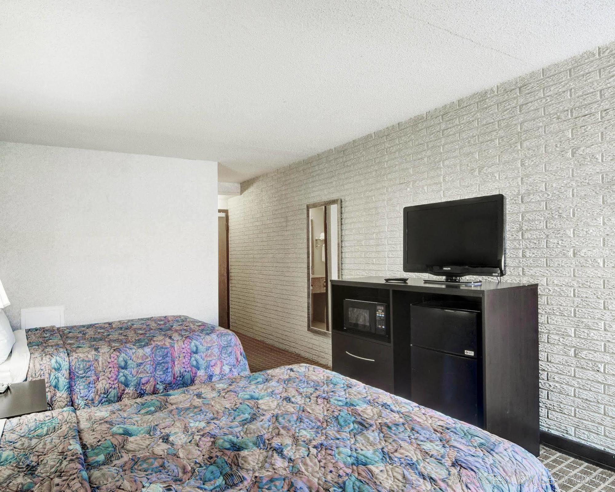 Days Inn By Wyndham Harrisonburg Exteriér fotografie